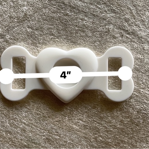 Apple air tag silicone case heart shaped for dog collars - Picture 4 of 4